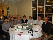 William和Christina夫婦在南華會喜運星酒家晚
                                      飯