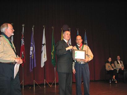 黃志雄榮獲加拿大童軍會頒授Medal of Merit